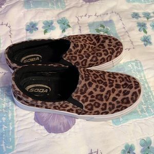 Leopard slip on shoes size 4